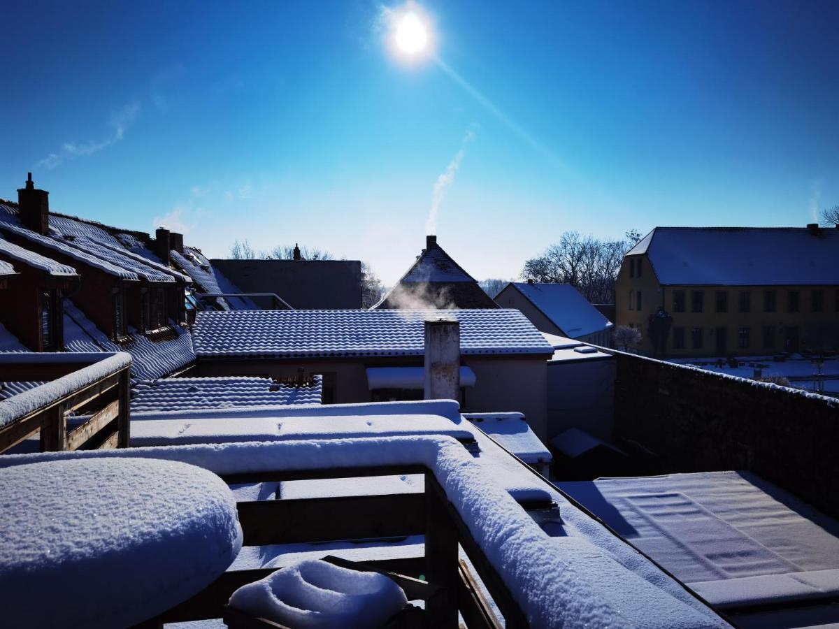 Gemuetliche Dachwohnung Mit Kleiner Oder Grosser Dachterrasse Nebeneinander Wolmirstedt Luaran gambar