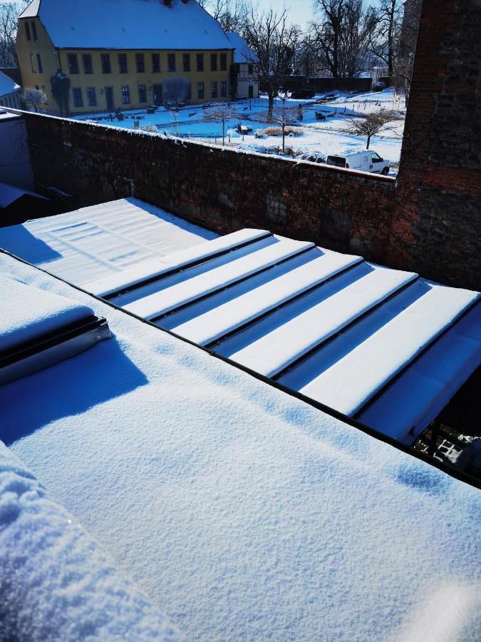 Gemuetliche Dachwohnung Mit Kleiner Oder Grosser Dachterrasse Nebeneinander Wolmirstedt Luaran gambar