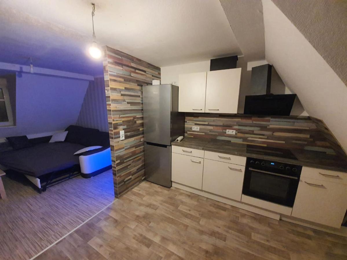 Gemuetliche Dachwohnung Mit Kleiner Oder Grosser Dachterrasse Nebeneinander Wolmirstedt Luaran gambar