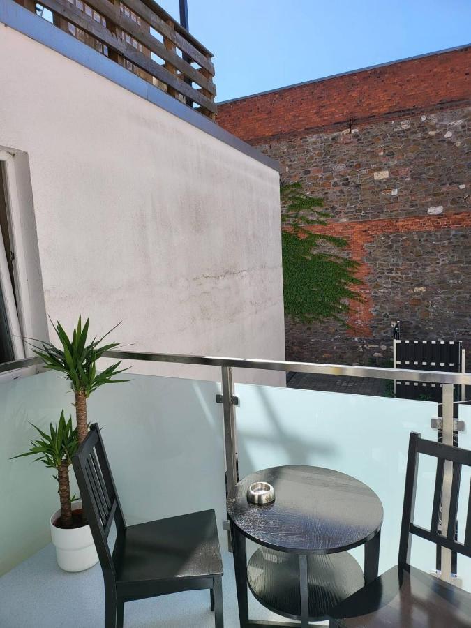 Gemuetliche Dachwohnung Mit Kleiner Oder Grosser Dachterrasse Nebeneinander Wolmirstedt Luaran gambar