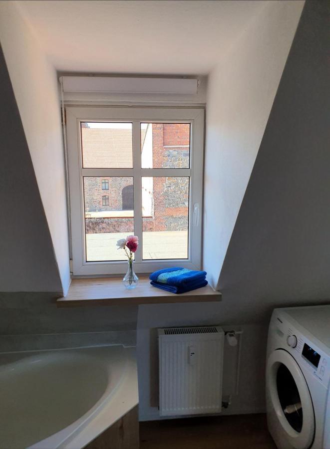 Gemuetliche Dachwohnung Mit Kleiner Oder Grosser Dachterrasse Nebeneinander Wolmirstedt Luaran gambar