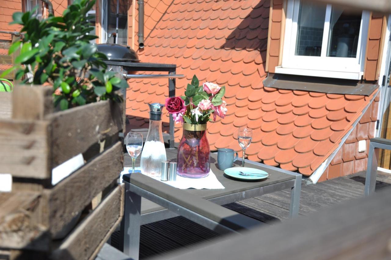 Gemuetliche Dachwohnung Mit Kleiner Oder Grosser Dachterrasse Nebeneinander Wolmirstedt Luaran gambar
